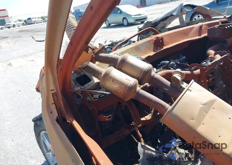 2006 Jeep Grand Cherokee Laredo/Columbia/Freedom from USA, damaged, VIN 1J4H548NX6C254627